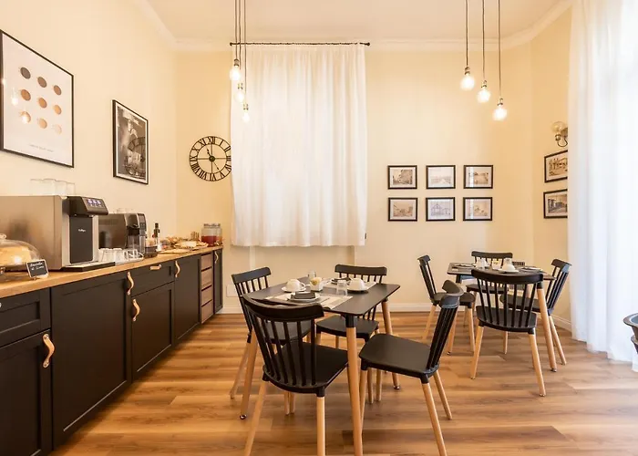 B&B Follonica Bed & Breakfast Follonica