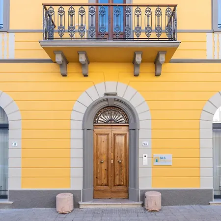 Bed & Breakfast B&B Follonica 4*