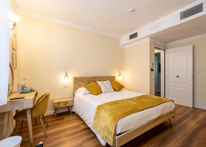 B&B Follonica Bed & Breakfast Follonica